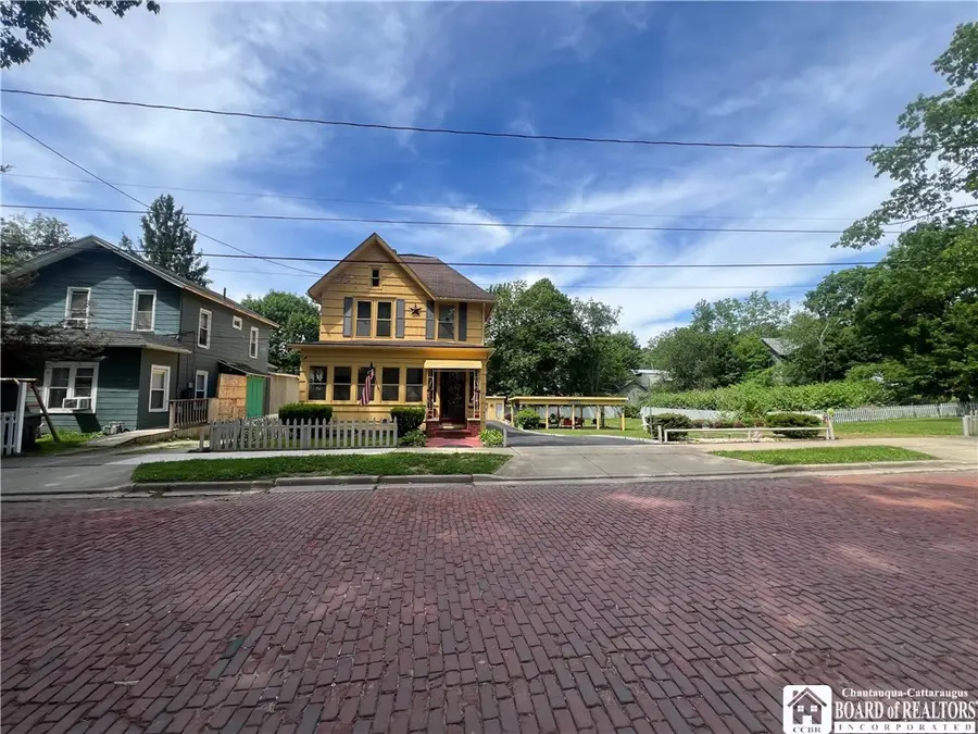 18 W 10th Street, Jamestown, NY 14701 - #2