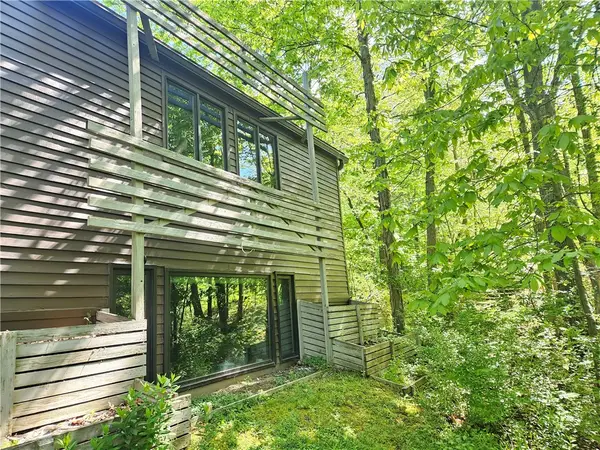 7 Penny Lane, Ithaca, NY 14850