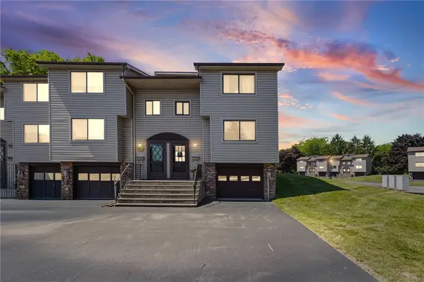 369 Cameco Circle, Liverpool, NY 13090