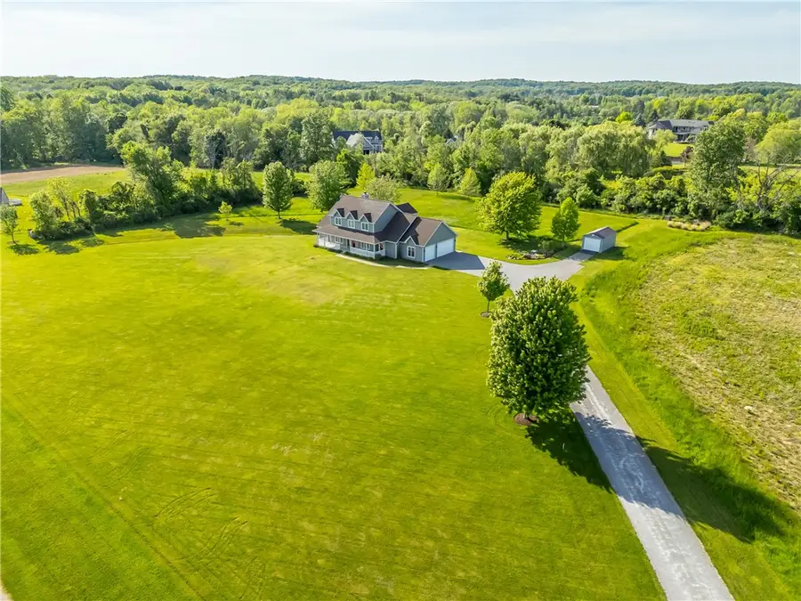 857 W Bloomfield Rd, Honeoye Falls, NY 14472 - #3