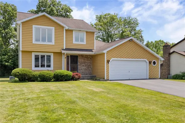 12 Forest Meadow Trail, Rochester, NY 14624