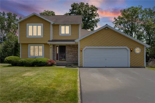 12 Forest Meadow Trail, Rochester, NY 14624