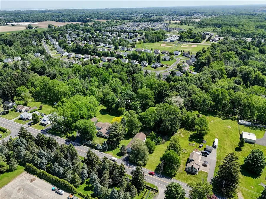 610 Webster Rd, Webster, NY 14580 - #2