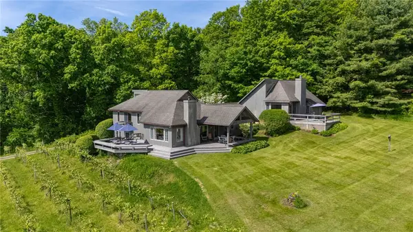 Address Withheld By Seller, Naples, NY 14512
