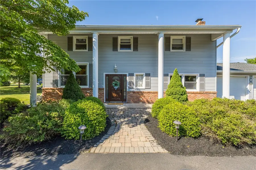 52 Parkridge Drive, Pittsford, NY 14534 - #2