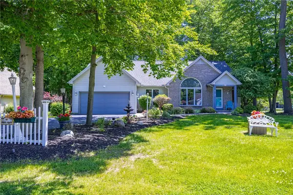 21 Rose Dust Drive, Rochester, NY 14626