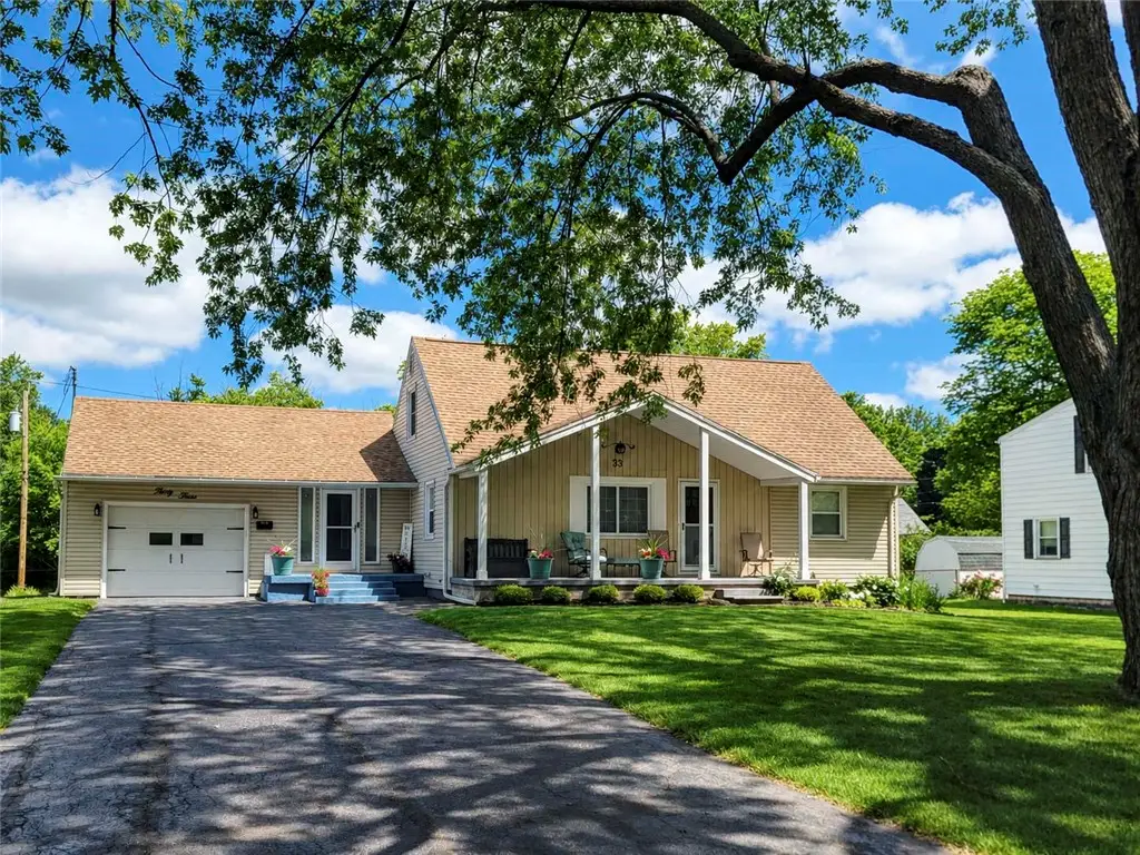 33 Mercedes Drive, Rochester, NY 14624 - #1