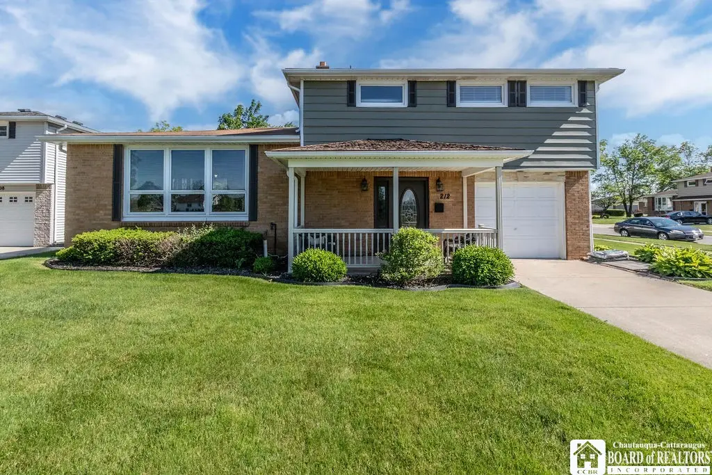 212 N Creek Drive, Buffalo, NY 14225 - #1