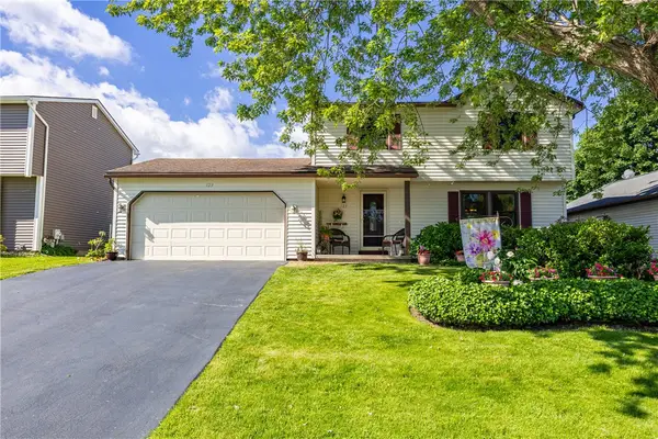 123 Woodsong Lane, Rochester, NY 14612