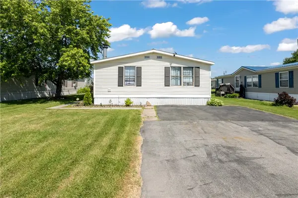 29 Chestnut Drive, Hamlin, NY 14464
