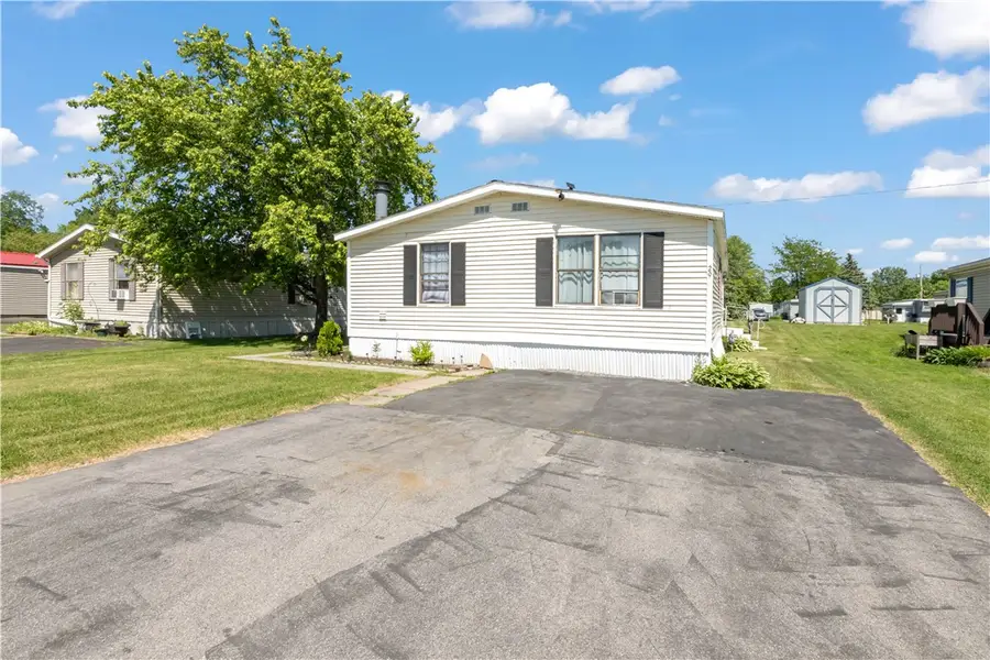 29 Chestnut Drive, Hamlin, NY 14464 - #2