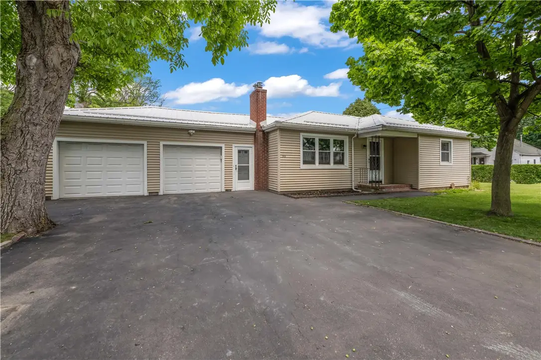 90 Reynolds Avenue, Rochester, NY 14609 - #1