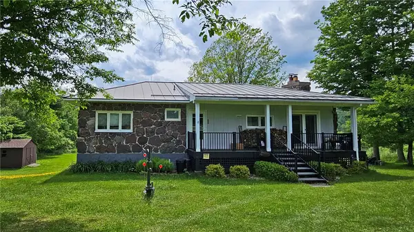 435 Squire Hill Rd, Roxbury, NY 12474