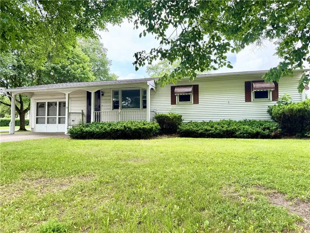 19 Meadowbrook Drive, Auburn, NY 13021 - #1