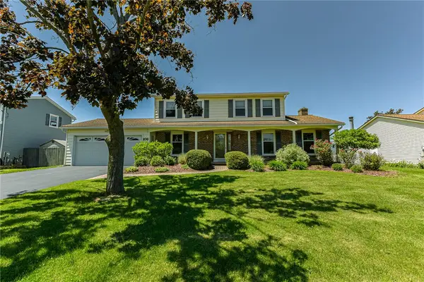 109 Seafarers Lane, Rochester, NY 14612