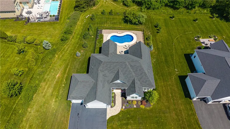 211 Mill Stream Run, Webster, NY 14580 - #3