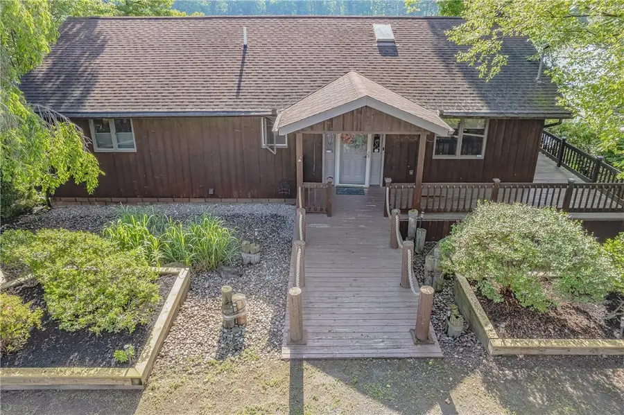 7386 Rose Avenue, Wolcott, NY 14590 - #2