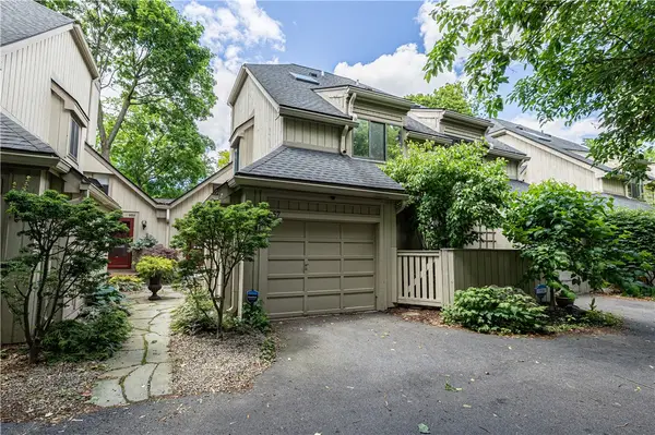957 East Avenue, Rochester, NY 14607