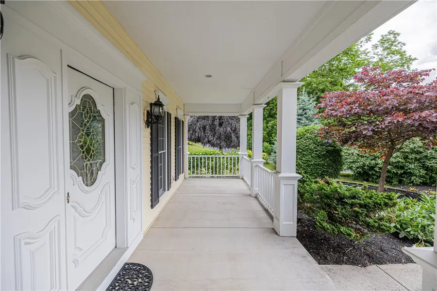 117 Neuchatel Lane, Fairport, NY 14450 - #3