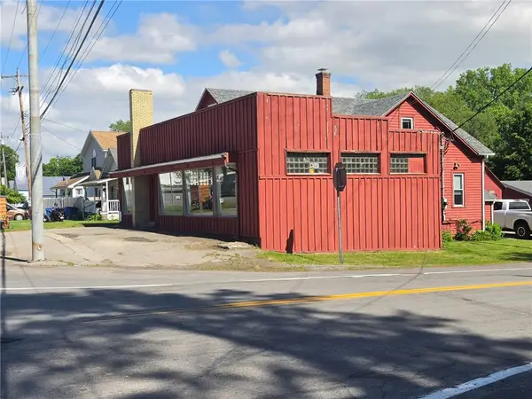8392 Ridge Road, Gasport, NY 14067