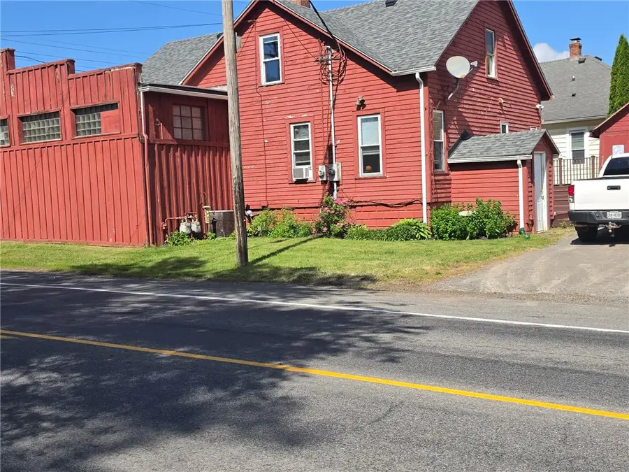 8392 Ridge Road, Gasport, NY 14067 - #2