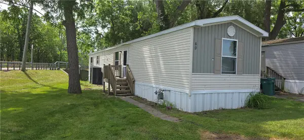 405 Lakeshore Drive, Canandaigua, NY 14424