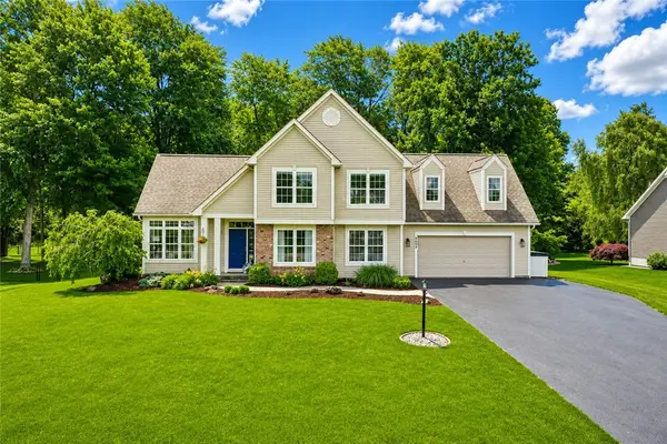 6064 Southbrook Drive, Ontario, NY 14519