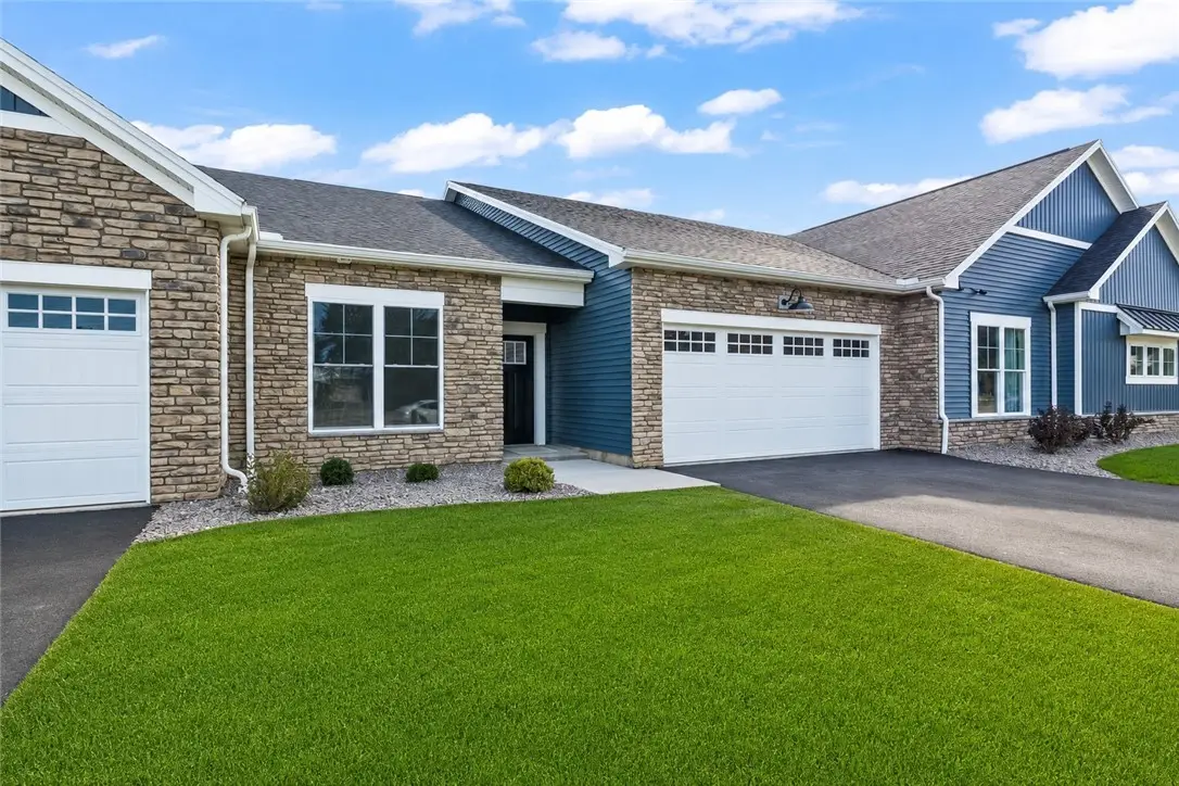 105 Cedarway Circle #411, Webster, NY 14580 - #1