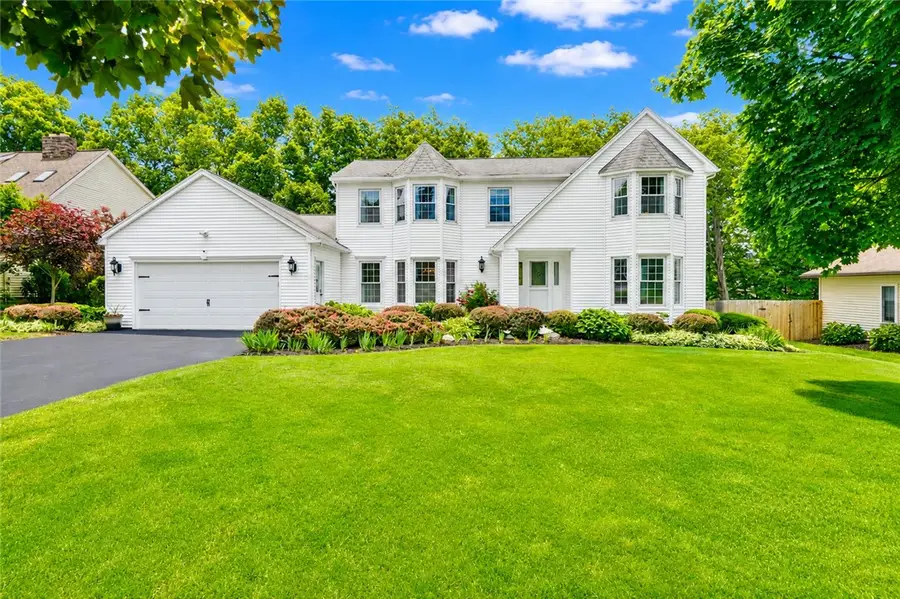 75 County Clare Crescent, Fairport, NY 14450 - #2