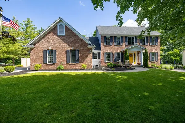 45 Olde Prestwick, Penfield, NY 14526
