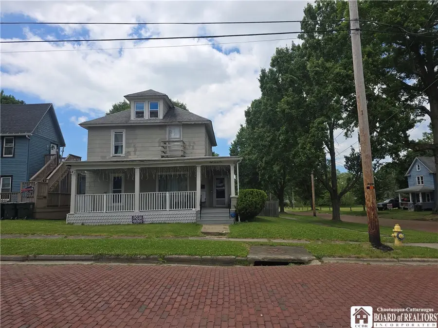 821 Lafayette Street, Jamestown, NY 14701 - #2