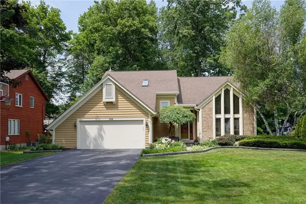 244 Melwood Dr, Rochester, NY 14626