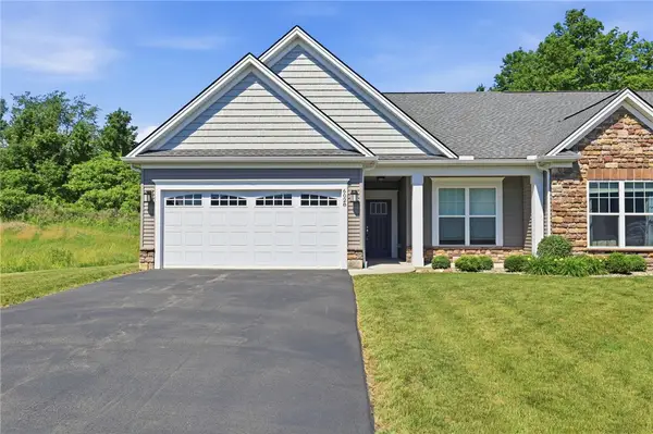 6028 Redfield Drive, Farmington, NY 14425