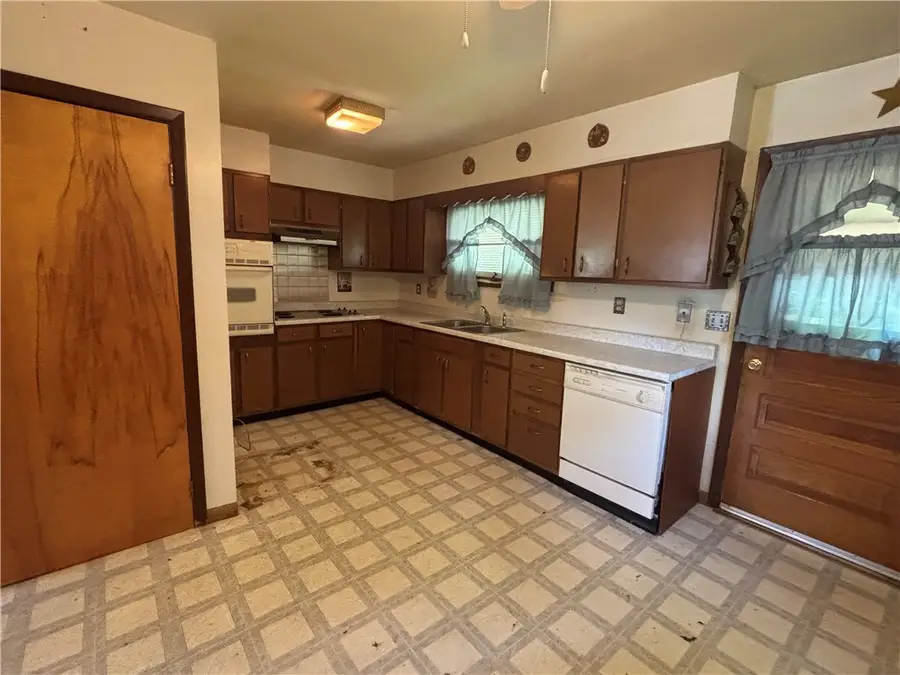 9 Gilbert Street, Oneonta, NY 13820 - #2