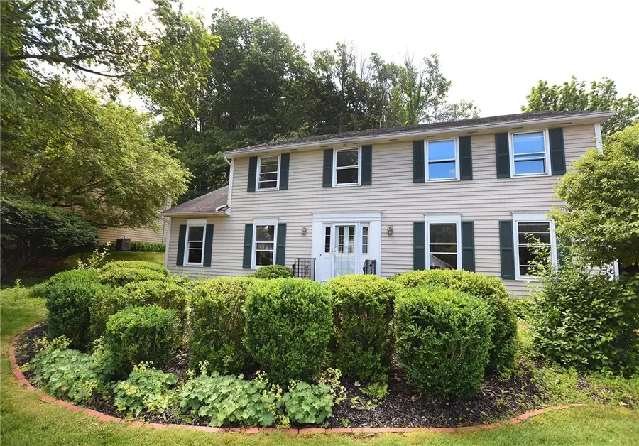 5 Wandering Trail, Pittsford, NY 14534 - #2