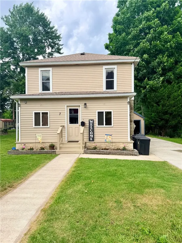 7 Fowler Street, Bath, NY 14810