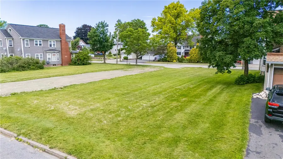 425 A Beach Avenue, Rochester, NY 14612 - #2