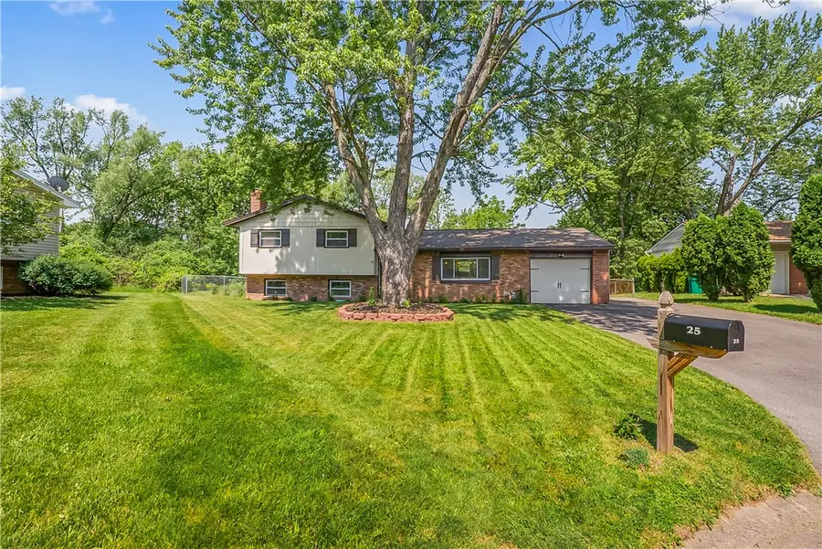 25 Green Ivy Circle, Rochester, NY 14623 - #3