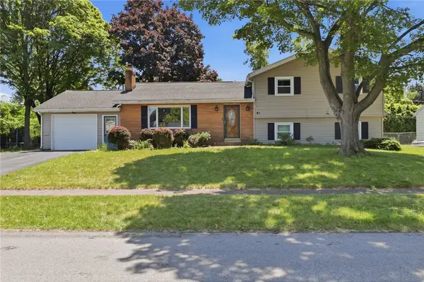 81 Minocqua Dr, Rochester, NY 14617