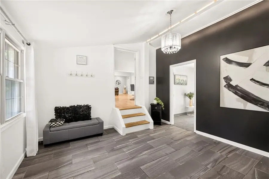307 Fishers Road, Pittsford, NY 14534 - #3