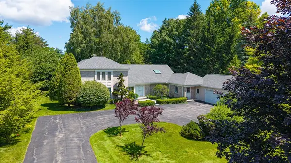 29 Whitestone Lane, Rochester, NY 14618