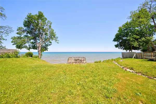 3189 Lake Road, Williamson, NY 14589
