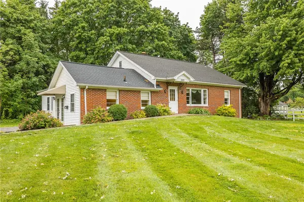 1525 Elmwood Avenue, Rochester, NY 14620