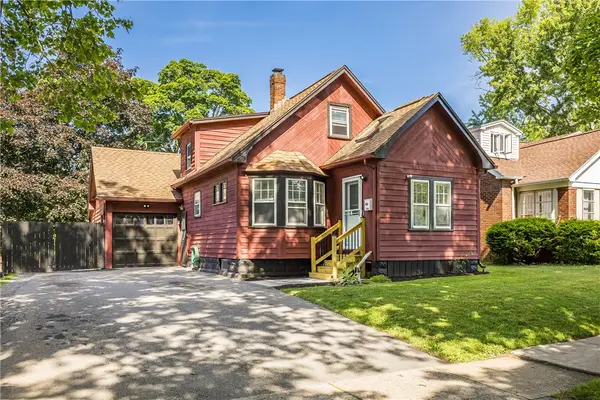 246 Crestwood Boulevard, Rochester, NY 14624