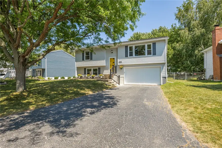 5779 Clover Meadow Lane, Farmington, NY 14425 - #2