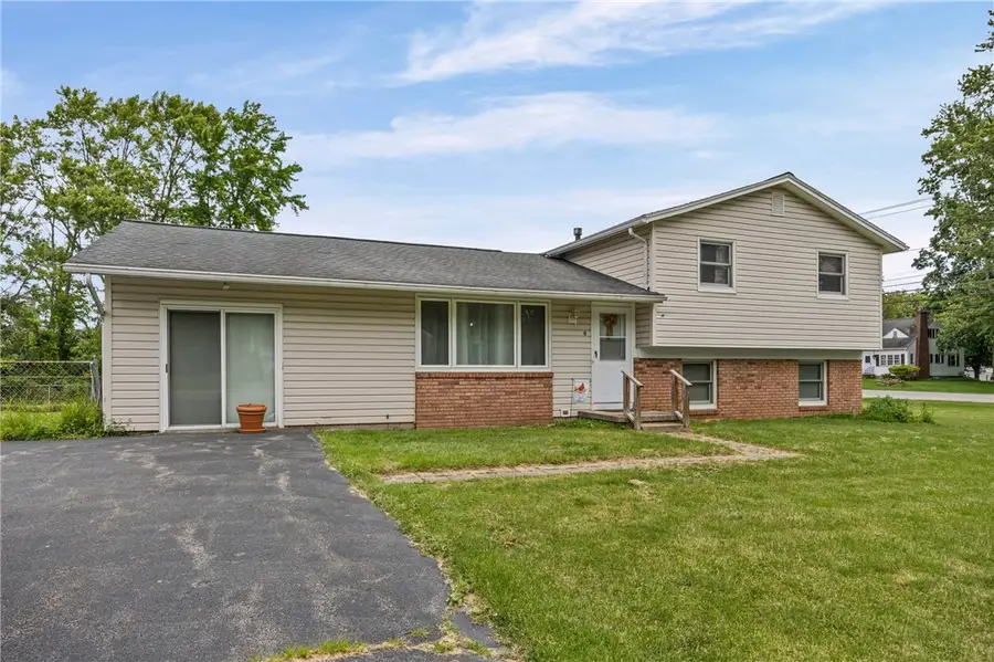 4 Mercury Drive, Rochester, NY 14624 - #3
