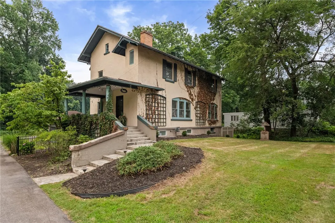 2179 Five Mile Line Road, Penfield, NY 14526 - #1