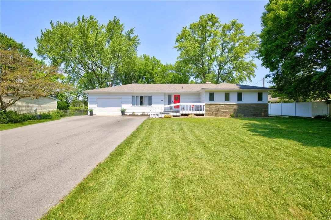 44 Castle Acres Dr, Webster, NY 14580 - #1