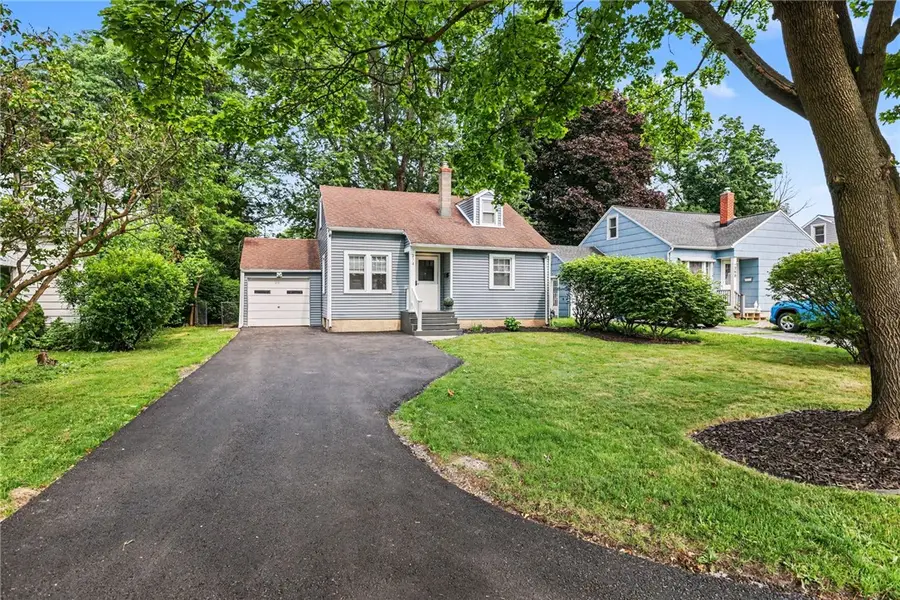 274 Newton Rd, Rochester, NY 14626 - #3