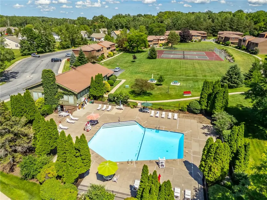 8 Surrey Hill, Rochester, NY 14623 - #2